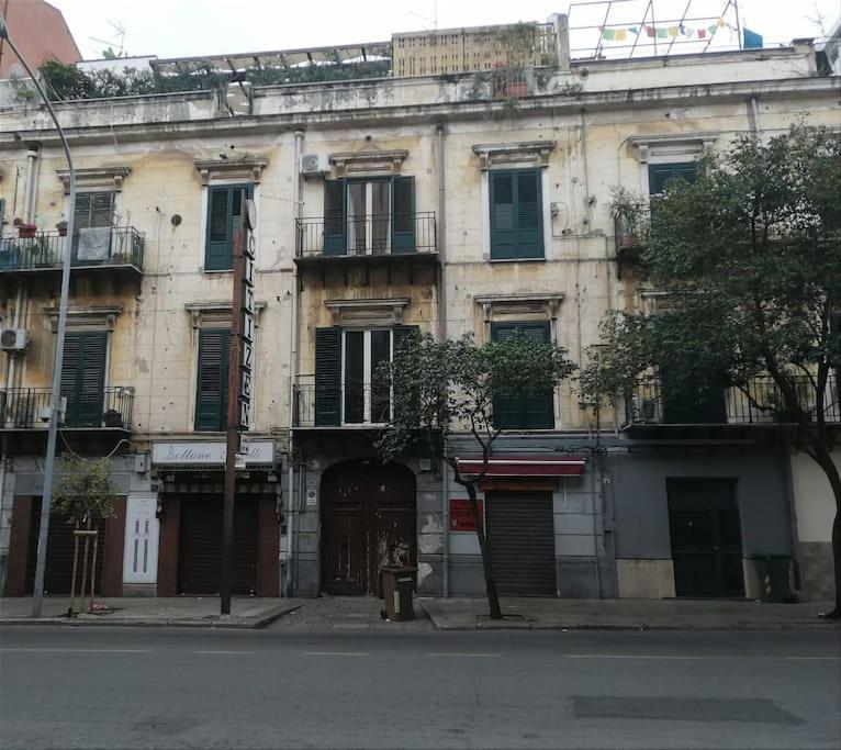 Casetta Dante 130 Палермо Екстериор снимка
